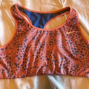 Nike swoosh sports bra L